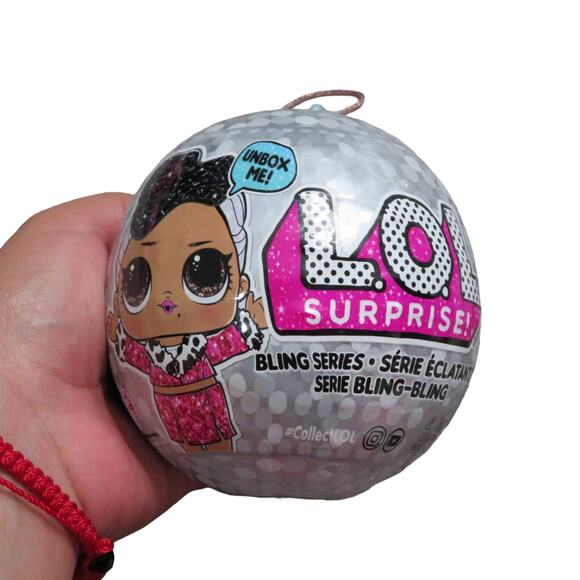 L.O.L. Surprise! - Bling Series with 7 Surprises - Picture 1 of 2